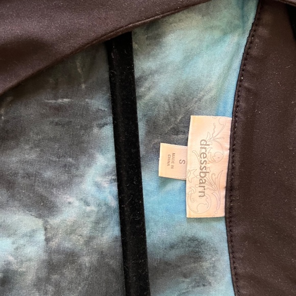 Top - Picture 2 of 3